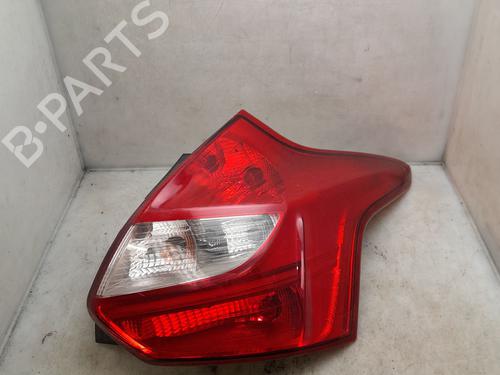 right-taillight-ford-focus-iii-2010-2011-2012-2013-2014-2015-2016-2017-2018-2019-2020-35716689 main image
