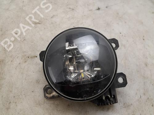 Używane Światło przeciwmgłowe przednie lewe PEUGEOT 308 II (LB_, LP_, LW_, LH_, L3_) 1.2 THP 130 (131 hp) 30884353
