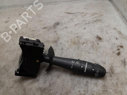 Used Steering column stalk RENAULT TWINGO II (CN0_) 1.2 16V (CN04, CN0B) (75 hp) 30138656