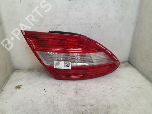 left-taillight-mercedes-benz-c-class-w204-2007-2008-2009-2010-2011-2012-2013-2014-2015-34104935 main image