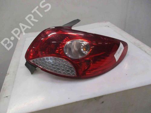 Højre baglygte PEUGEOT 206 Hatchback (2A/C) [1998-2012]  26633075