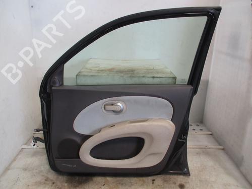 Right front door NISSAN MICRA III (K12) 1.2 16V | BP26121325C3