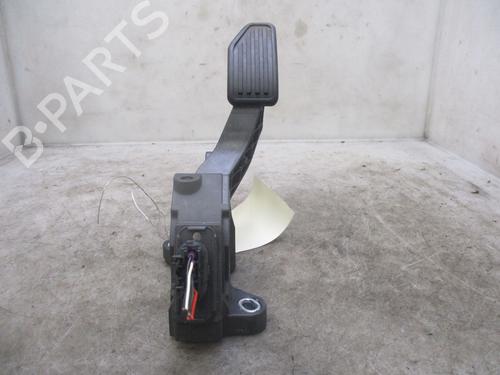 Used Pedal TOYOTA YARIS (_P13_) 1.5 Hybrid (NHP130_) (101 hp) 24971276