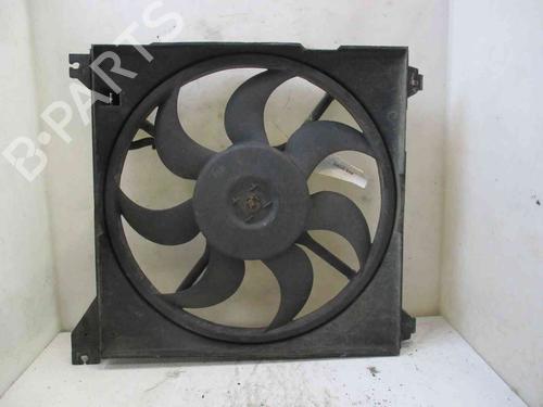 Used Radiator fan HYUNDAI SANTA FÉ I (SM) 2.0 CRDi 4x4 (113 hp) 26632871