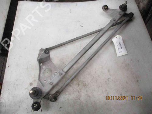 Used Front wipers mechanism HONDA CR-V I (RD) 2.0 16V 4WD (RD1, RD3) (147 hp) 19738765