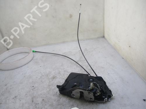Used Front right lock TOYOTA YARIS (_P13_) 1.3 (NSP130_, NSP130) (99 hp) 25377893