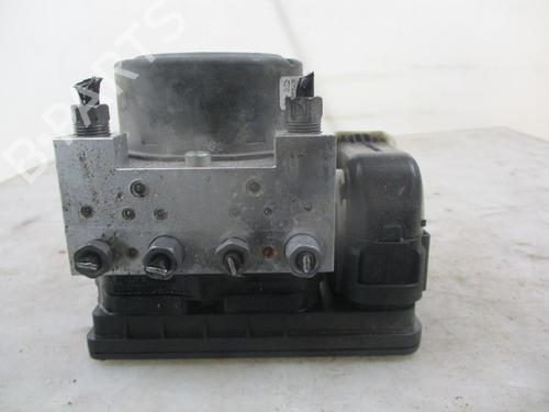 Used ABS pump PEUGEOT 208 I (CA_, CC_) 1.2 VTi 68 / PureTech 68 (68 hp) 29293519