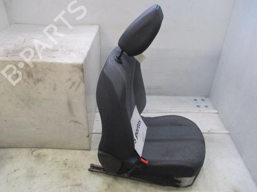 Left front seat PEUGEOT 208 II (UB_, UP_, UW_, UJ_) 1.2 PureTech 100 | BP31282939C15 