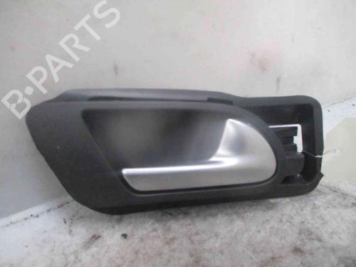 Used Front right interior door handle VW TIGUAN (5N_) 1.4 TSI (150 hp) 19737940