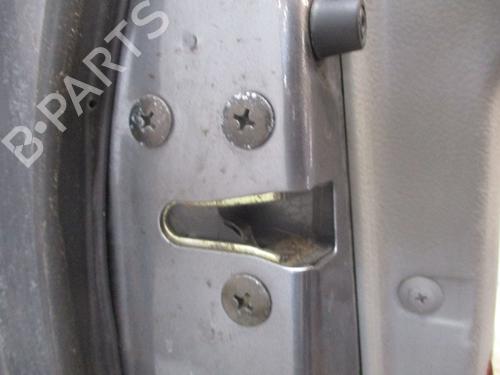 Left front door KIA SORENTO I (JC) 2.5 CRDi 4WD | BP32260370C2 
