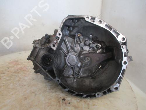 Used Gearbox Gearbox TOYOTA YARIS (_P1_) 1.0 (SCP10_, SCP10R) (68 hp) 40468141 40468141