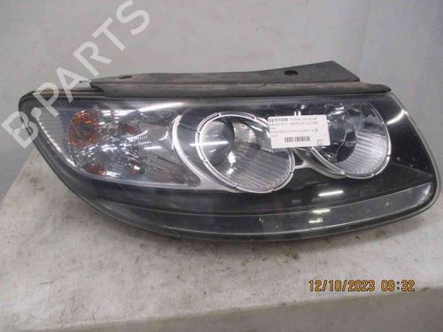 Used Right headlight HYUNDAI SANTA FÉ II (CM) 2.2 CRDi (139 hp) 19740097