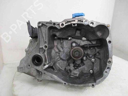 Used Gearbox RENAULT CLIO III (BR0/1, CR0/1) 1.2 16V (103 hp) 19738443