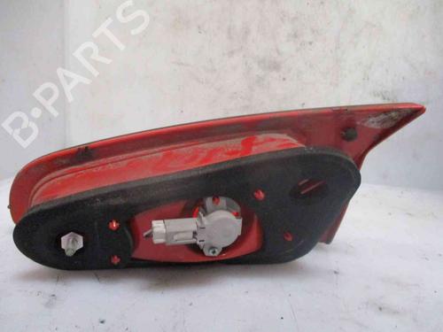 Left tailgate light ALFA ROMEO 147 (937_) 1.9 JTDM 8V (937.AXD1A, 937.AXU1A, 937.BXU1A) | BP24007750C79 