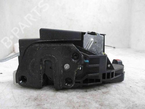Used Front right lock HYUNDAI TUCSON (JM) 2.0 (141 hp) 26623768