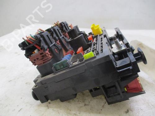Fuse box PEUGEOT 308 CC (4B_) 2.0 HDi (4BRHRH, 4BRHRJ) | BP33058194E1 - Image 5