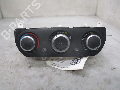 Used Climate control RENAULT CLIO IV (BH_) 0.9 TCe 75 (BHNP) (76 hp) 24970761