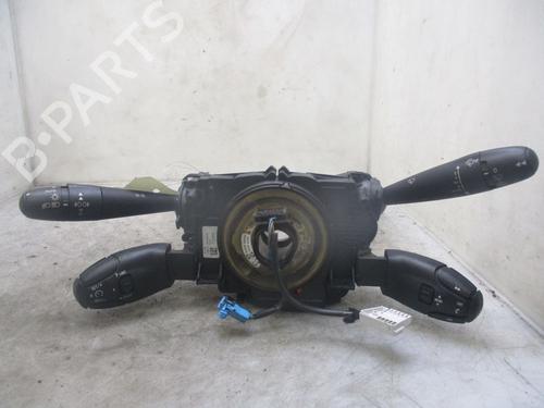 Used Headlight switch PEUGEOT 5008 (0U_, 0E_) 2.0 HDi 150 / BlueHDi 150 (150 hp) 25043888