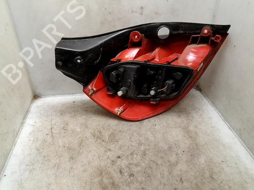 Right taillight RENAULT CLIO III (BR0/1, CR0/1) 1.5 dCi (BR17, CR17) | BP26638412C35 