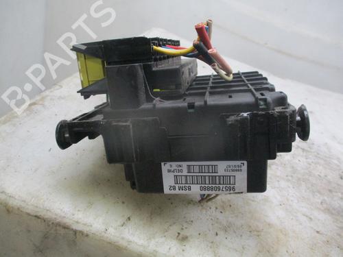 Fuse box PEUGEOT 206+ (2L_, 2M_) 1.4 HDi eco 70 | BP30187191E1