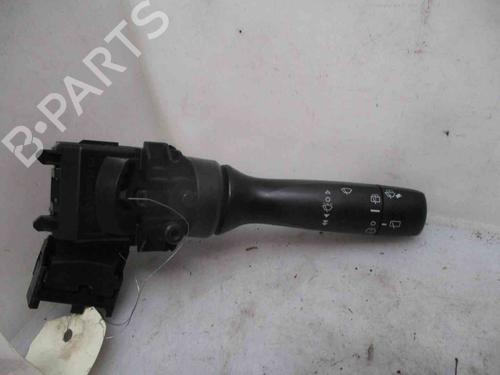 Used Steering column stalk TOYOTA YARIS (_P9_) 1.4 D-4D (NLP90_, NLP90R) (90 hp) 30723151