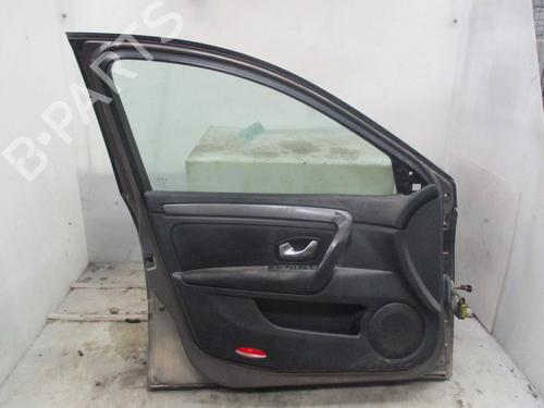 Left front door RENAULT LAGUNA III (BT0/1) 1.5 dCi (BT00, BT0A, BT0T, BT1J) | BP22368882C2 