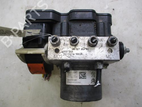 Used ABS pump PEUGEOT 3008 II SUV (MC_, MR_, MJ_, M4_) [2016-2026]  31961290