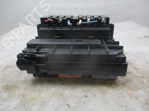 Fuse box PEUGEOT 308 I (4A_, 4C_) 1.6 HDi | BP30187185E1