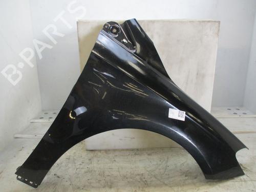 Used Right front fenders MERCEDES-BENZ B-CLASS Sports Tourer (W246, W242) B 200 CDI (246.201) (136 hp) 24972200