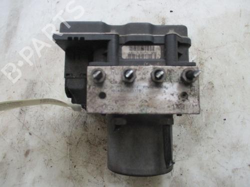 ABS Bremseaggregat NISSAN QASHQAI I (J10, NJ10) 1.5 dCi (106 hp) 30739342