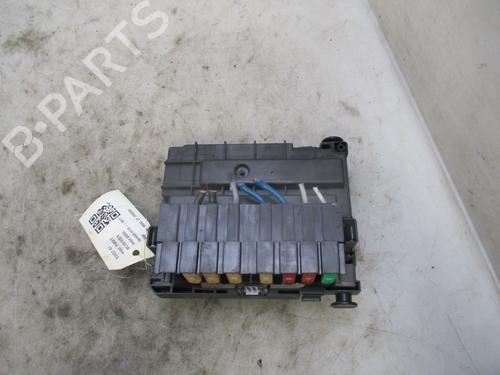 Fuse box PEUGEOT 407 (6D_) 1.6 HDi 110 (6D9HZC, 6D9HYC) | BP24863407E1