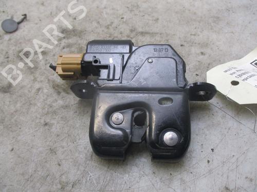 Used Tailgate lock RENAULT CLIO IV (BH_) 1.5 dCi 75 (75 hp) 32199461