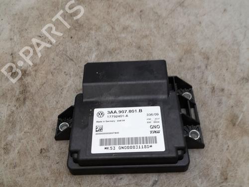 Used ECU airbags VW TIGUAN (5N_) 2.0 TDI (140 hp) 30796677