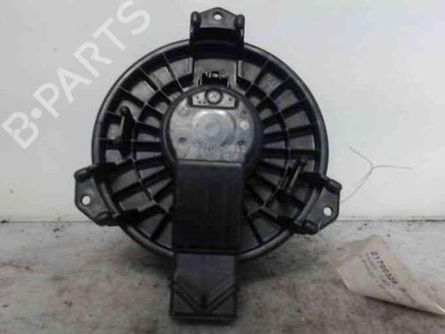 Heater blower motor TOYOTA YARIS (_P9_) 1.4 D-4D (NLP90_, NLP90R) | BP20203646M62 