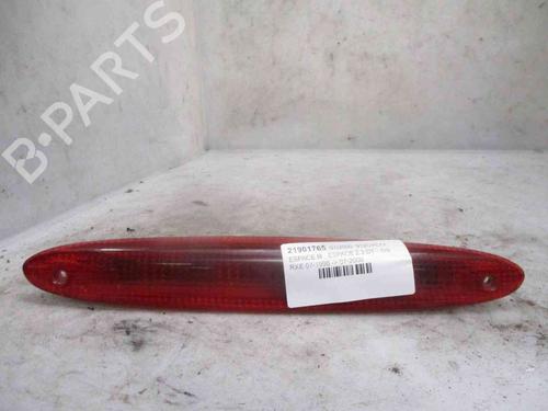 Used Third brake light RENAULT ESPACE III (JE0_) 2.2 12V TD (JE0E, JE0H, JE0P) (113 hp) 26621739