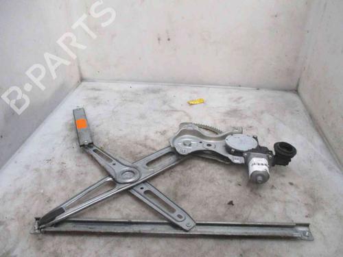 Used Front right window mechanism TOYOTA YARIS (_P9_) 1.4 D-4D (NLP90_, NLP90R) (90 hp) 26621428