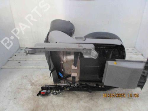 Right front seat KIA SORENTO I (JC)  | BP26629602C16 