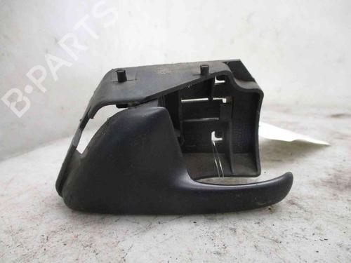 Used Front left interior door handle VW POLO III (6N1) 60 1.4 (60 hp) 24012548