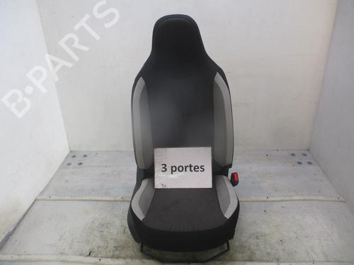 Used Right front seat Right front seat TOYOTA AYGO (_B4_) 1.0 (KGB40) (69 hp) 33560859 33560859
