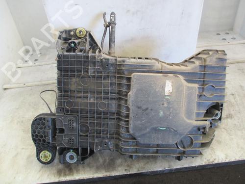 AdBlue tank PEUGEOT 3008 II SUV (MC_, MR_, MJ_, M4_) 1.5 BlueHDi 130 | BP25614189M85 