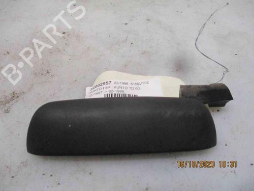 Used Rear left exterior door handle FIAT PUNTO (176_) [1993-1999]  24010629