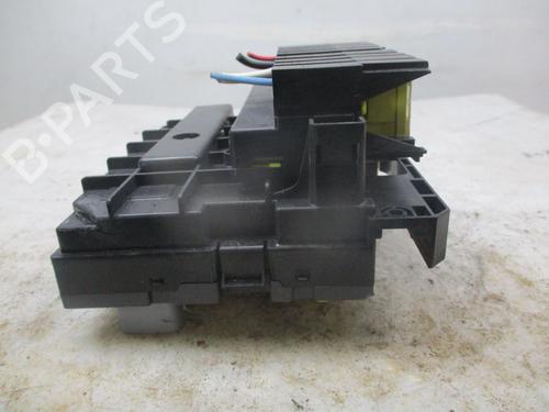 Fuse box PEUGEOT 308 I (4A_, 4C_) 1.6 HDi | BP30187185E1