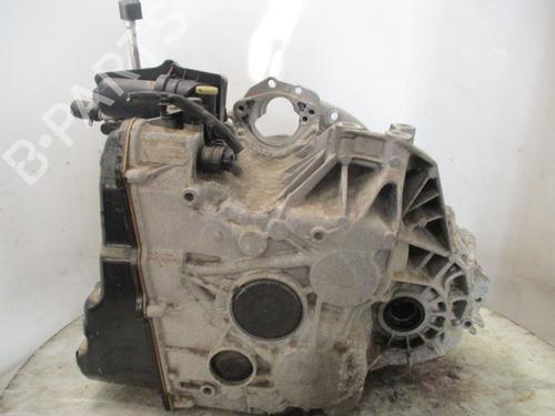 Gearbox MERCEDES-BENZ GLA-CLASS (X156) GLA 180 CDI / d (156.912) | BP26410993M3 