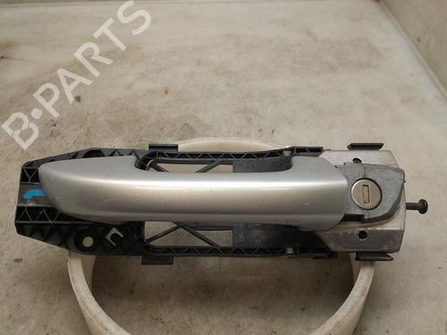 Used Front left exterior door handle VW GOLF VI (5K1) 2.0 TDI (140 hp) 29144156