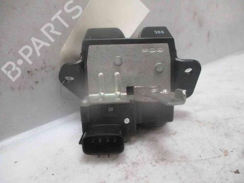 Tailgate lock KIA CARENS III MPV (UN) 2.0 CRDi 115 | BP19737125C101 