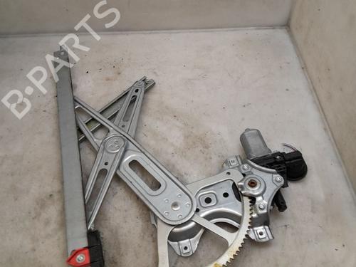 Used Front right window mechanism TOYOTA YARIS (_P13_) 1.5 Hybrid (NHP130_, NHP130) (101 hp) 30500780