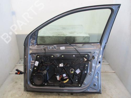 Right front door VW GOLF VI (5K1) 1.6 TDI | BP29083335C3 