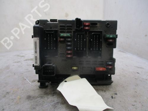Used Fuse box PEUGEOT 206 Hatchback (2A/C) [1998-2012]  26639605