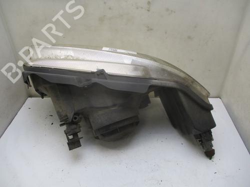 Right headlight PEUGEOT 106 II (1A_, 1C_)  | BP26635928C29 