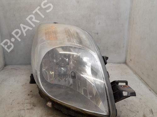 Lyskaster høyre TOYOTA YARIS (_P9_) 1.4 D-4D (NLP90_, NLP90R) (90 hp) 29901086